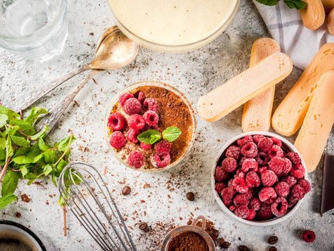 verrines tiramisu au Baileys® et cœur de framboise -
