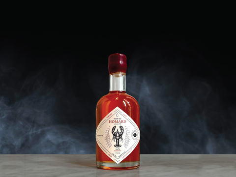 Bouteille d'huile de Homard (375ml) pour parfumer tous vos plats, une explosion de saveurs de homards grillés.