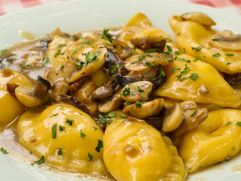 Cappellaccis de courge musquée à la crème de porcini et tarfufata